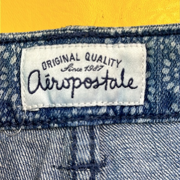 Aeropostale Shorty Size 5/6 Side Slit Denim Stenciled Cutoffs - Picture 10 of 13
